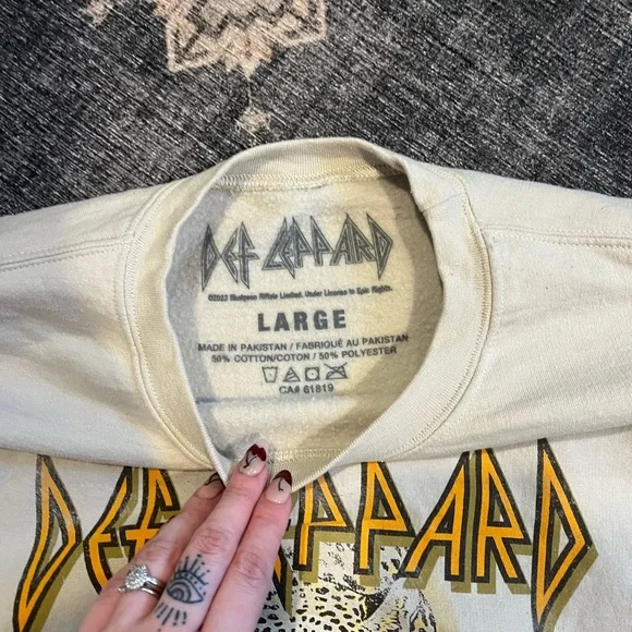 Def leopard sweatshirt - Picture 2 of 3